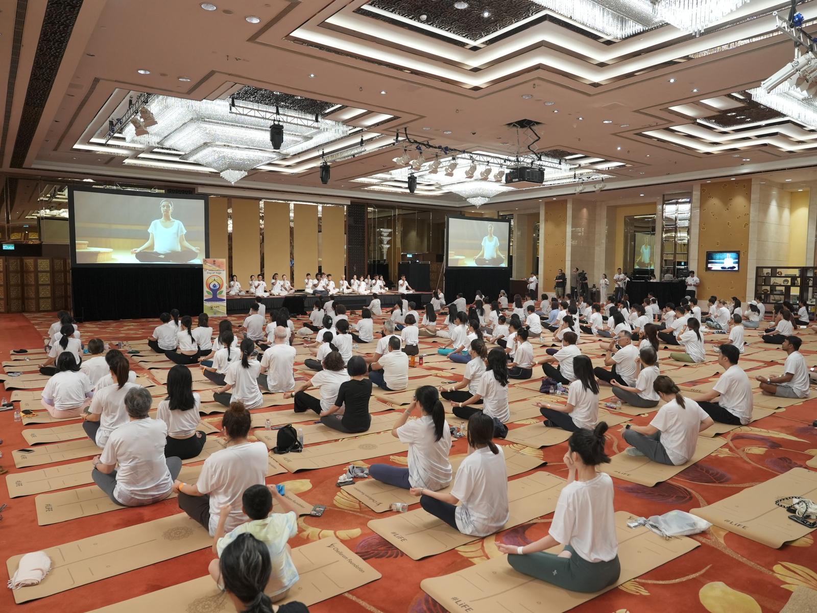 21-HongKong_Gal_img_18June2025