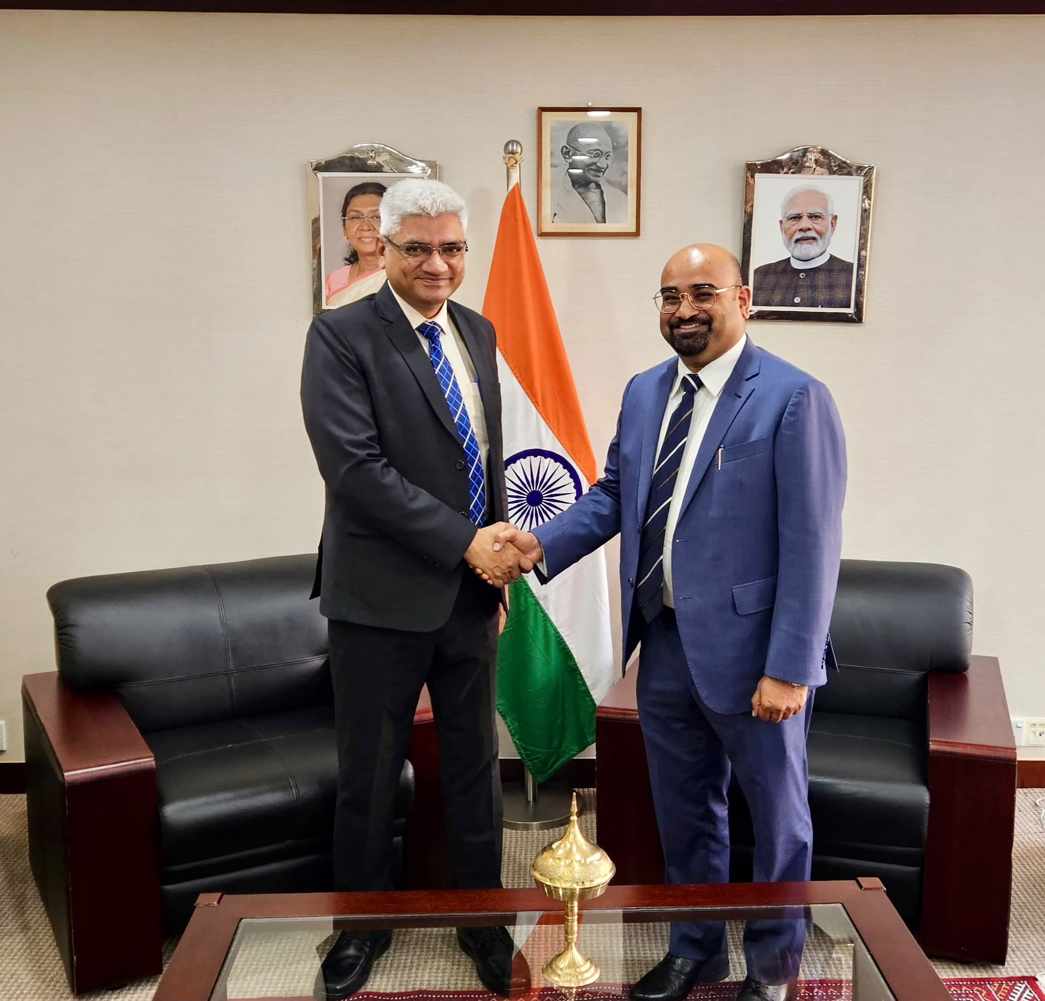 Consul General’s meeting with SBI Regional Head and CEO