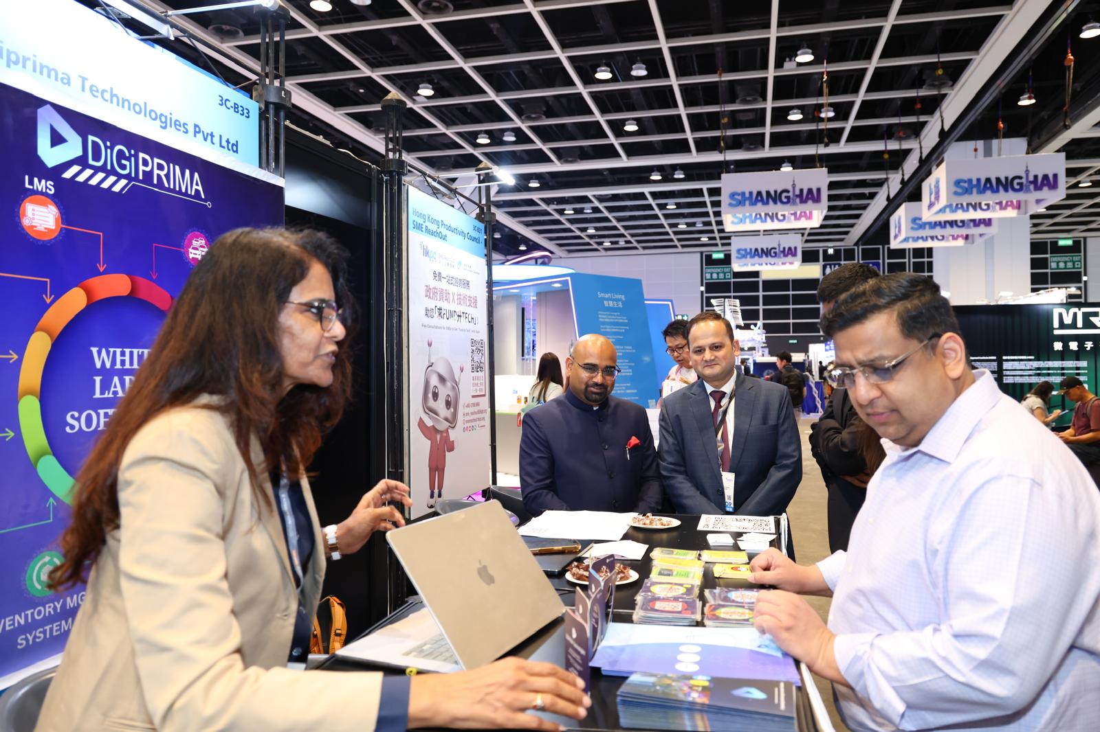Consul General visited the Consulate’s stall curated jointly with Electronics and Computer Software Export Promotion Council at Hong Kong’s premier Tech & Innovation exhibition, InnoEx2026