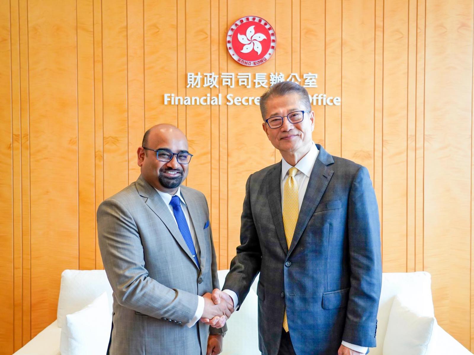 Consul General's meeting with Hon'ble Paul Chan, Financial Secretary of the Hong Kong SAR Government
