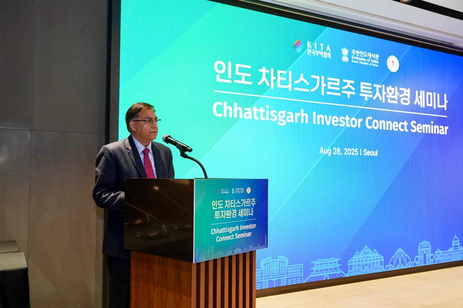 Visit of delegation Image 7